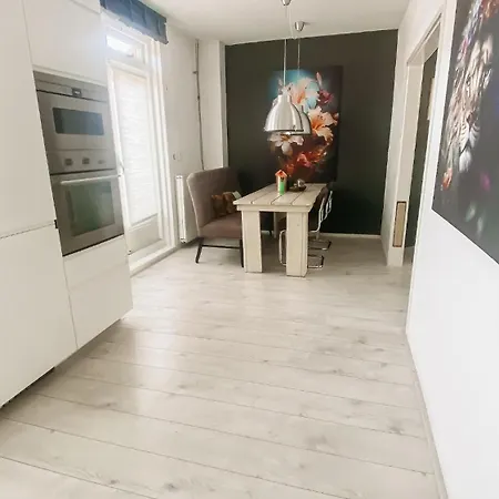 Apartment Charming Entire Near Amsterdam